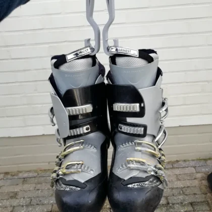 Ski Boot Carrier